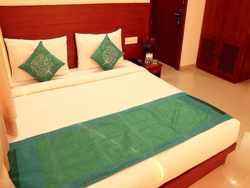 Фото Oyo 2911 The Pearl Hotel