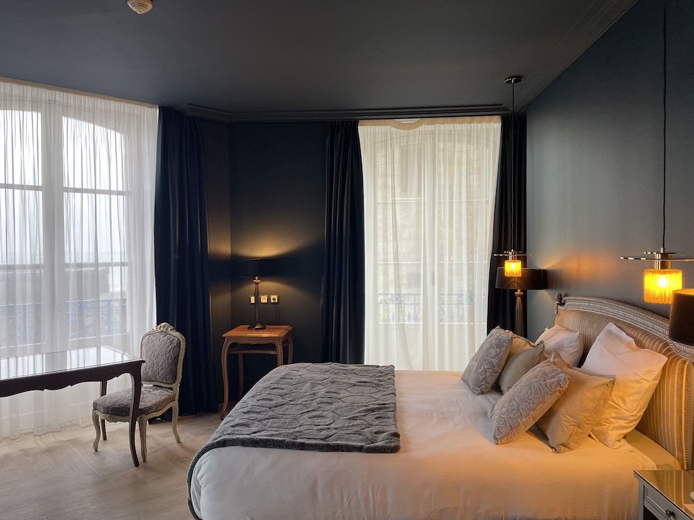 Фото Hotel France & Chateaubriand