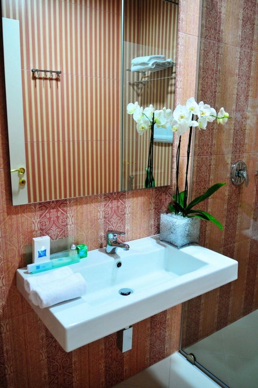 Фото Golden City Hotel & SPA