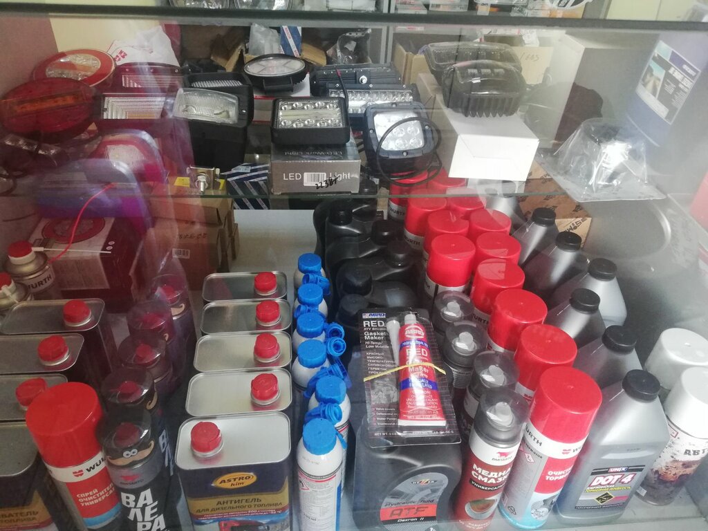 متجر قطع غيار ولوازم السيارات Spare parts for trucks and special equipment ، ، صورة