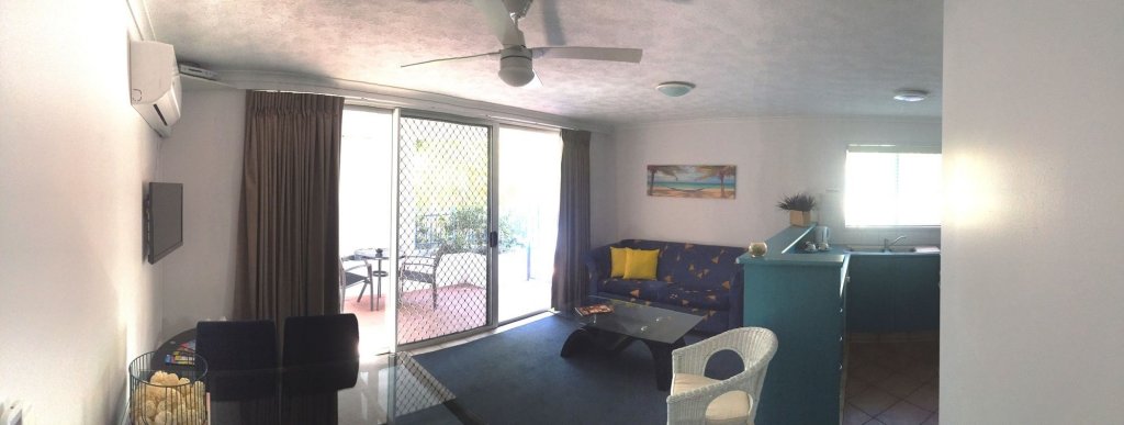 Фото Surfers Beach Resort 2