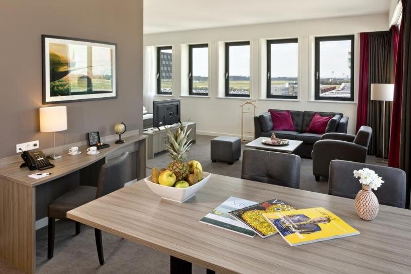 Фото Fletcher Hotel-Restaurant Wings-Rotterdam