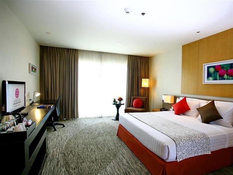 Фото Kingston Suites Bangkok