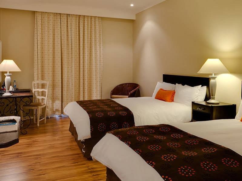 Фото Protea Hotel by Marriott Mahikeng
