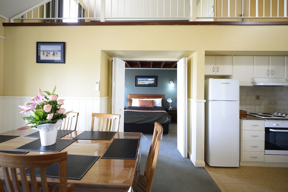 Фото The Jetty Resort