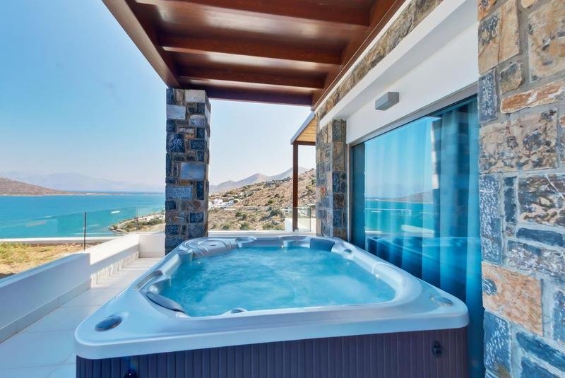 Фото Royal Marmin Bay Boutique & Art Hotel