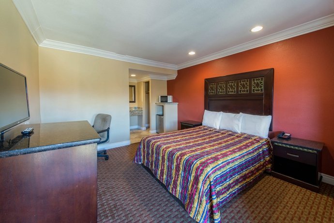 Фото Santa Fe Inn Los Angeles