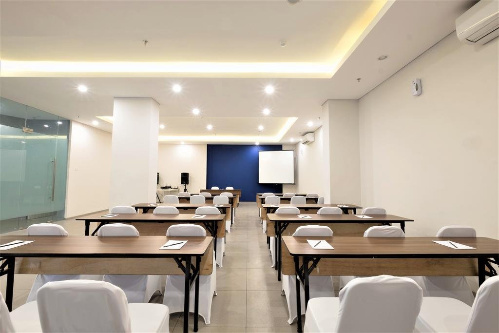 Фото Hotel 88 Bekasi