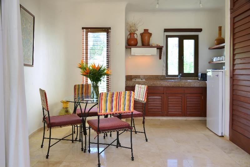 Фото Playa Palms Beach Hotel