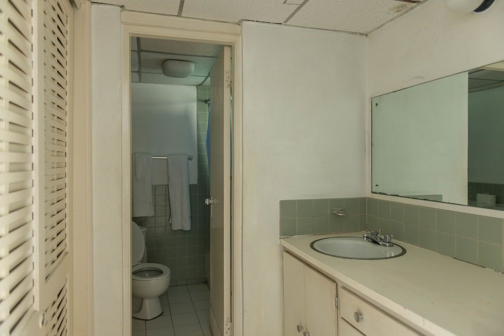 Фото Garden Beach Studios at Montego Bay Club