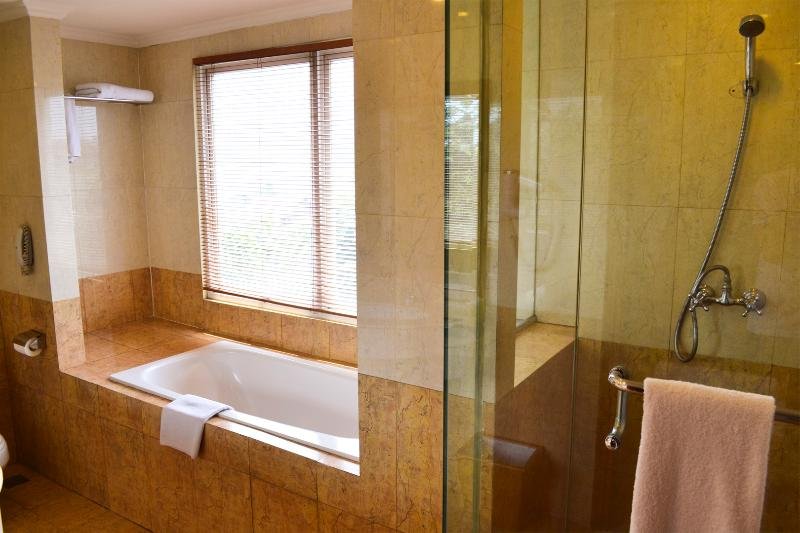 Фото Arion Suites Hotel Kemang