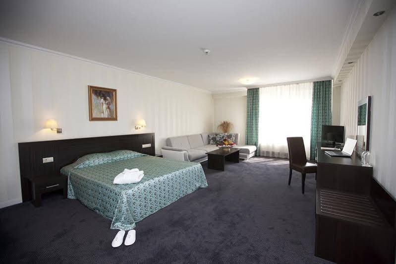 Фото Hotel Zoo Sofia