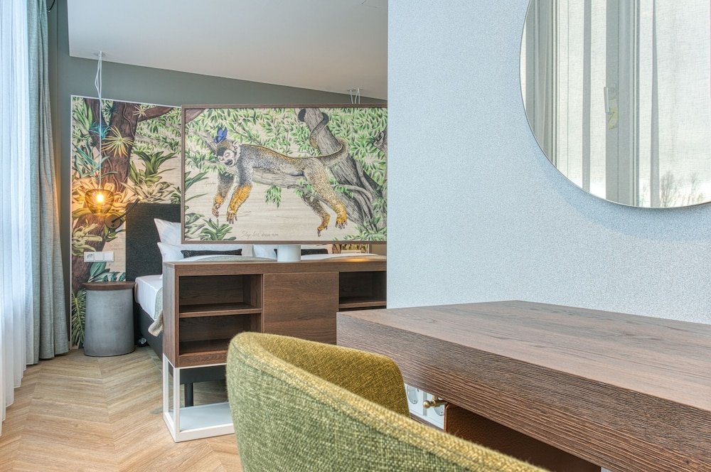 Фото NinetyNine Munich Airport