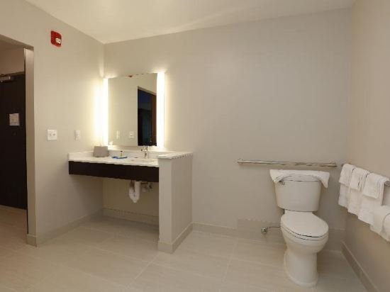 Фото Holiday Inn Express Oneonta, an Ihg Hotel