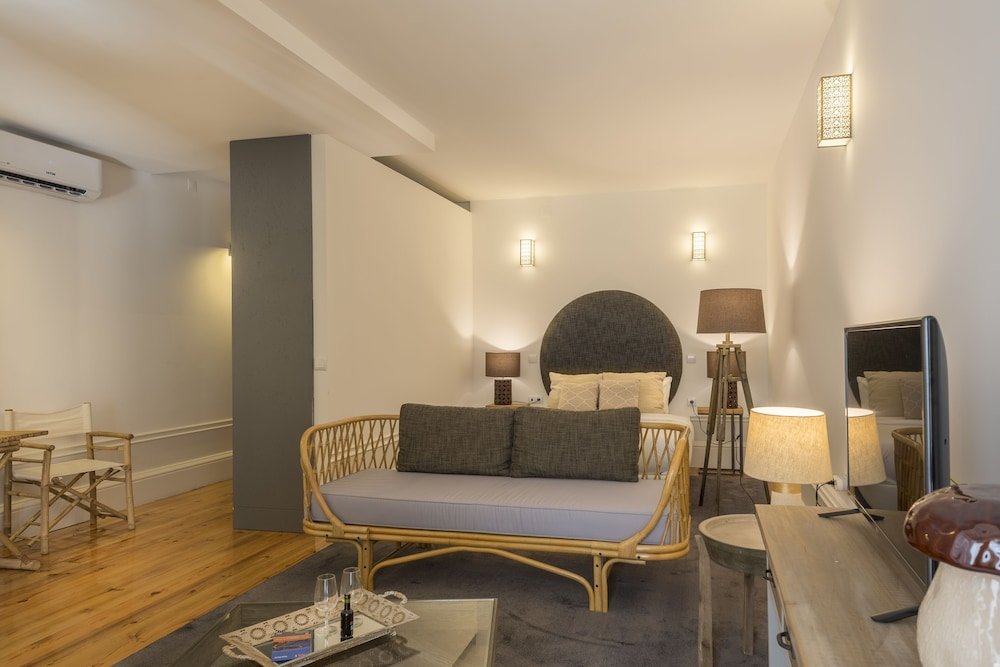 Фото Oporto Stories Apartments - Santa Catarina 359