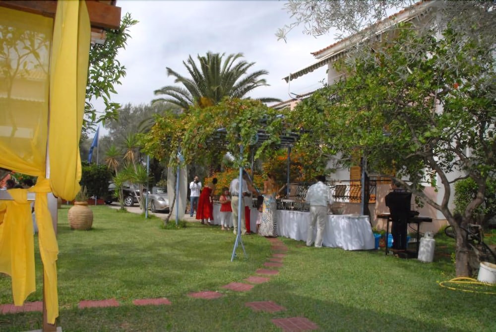 Фото Alexaria Holidays Apartments