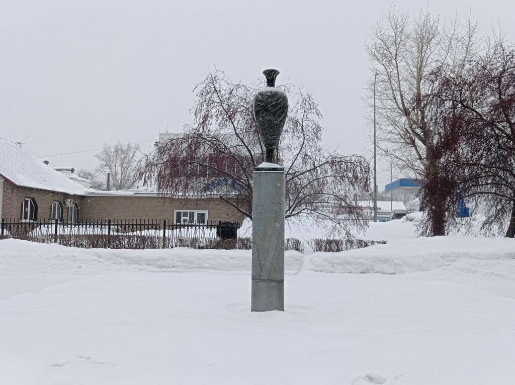 Landmark, attraction Kolyvan vase in honor of the 250th anniversary of Barnaul, Barnaul, photo