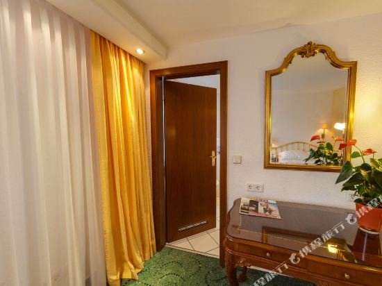 Фото Hotel Palmenhof