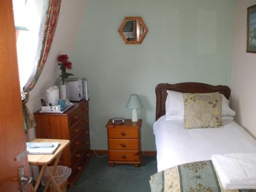 Фото Royston Guest House