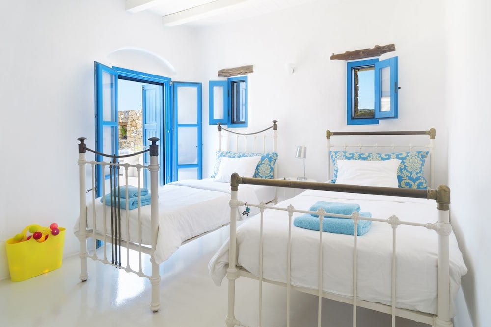 Фото My Island Home