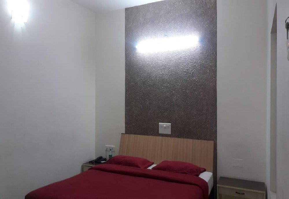 Фото Hotel Sapthagiri Nest