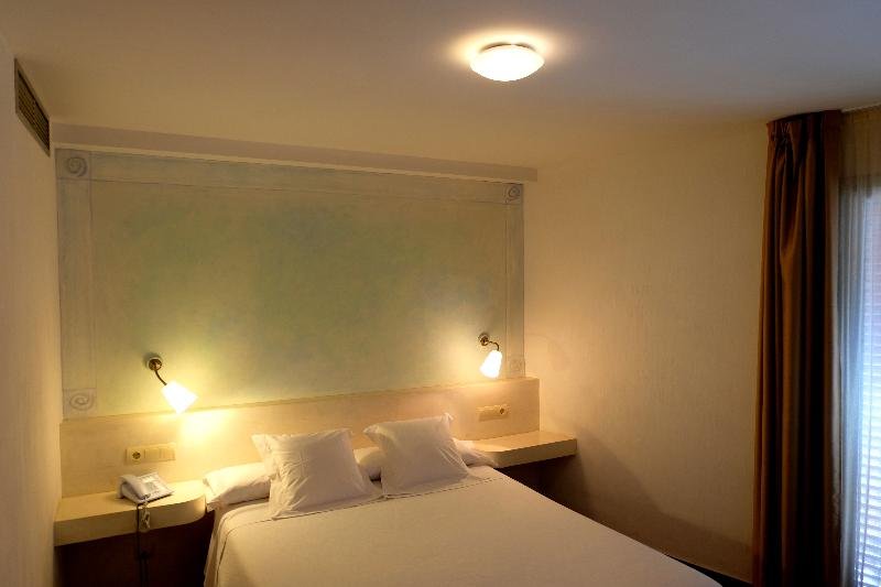 Фото Hotel Carmen