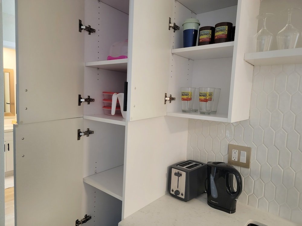 Фото Hollywood Cosmopolitan Apartments