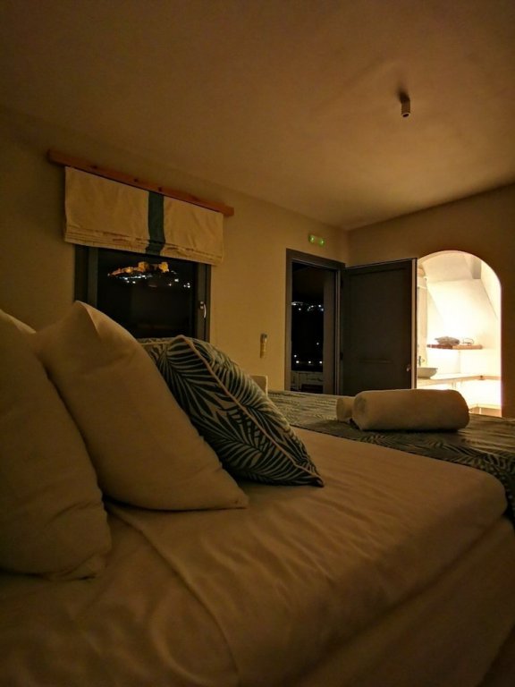 Фото Chrysalis Boutique Hotel