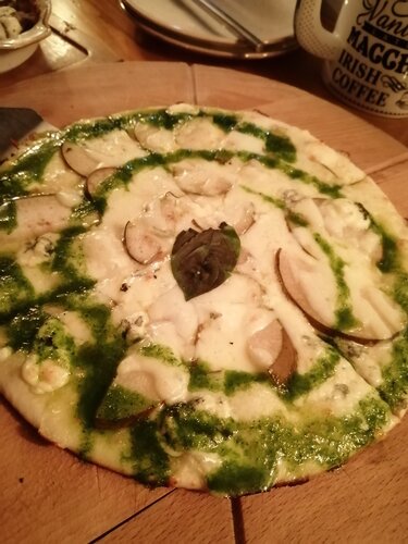 Терезе ашылатын порноға кептелді