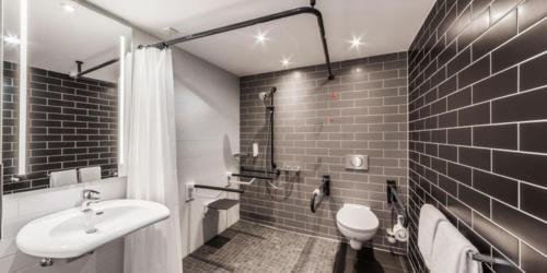 Фото Holiday Inn Express Wuppertal - Hauptbahnhof, an Ihg Hotel