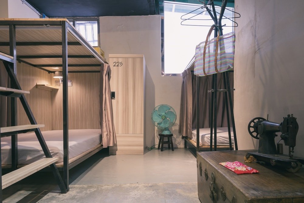 Фото Five Elements Hostel Taipei