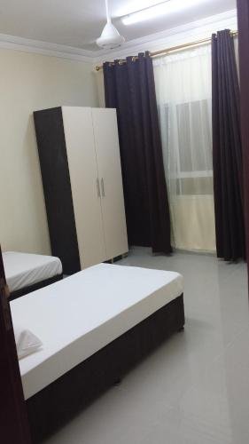 Фото Golden Seasons Furnished Apartment