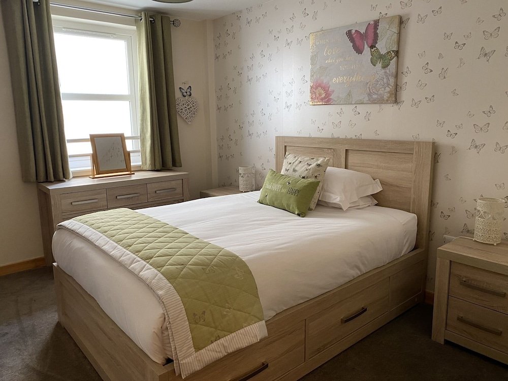 Фото La Scala Inverness City Apartment