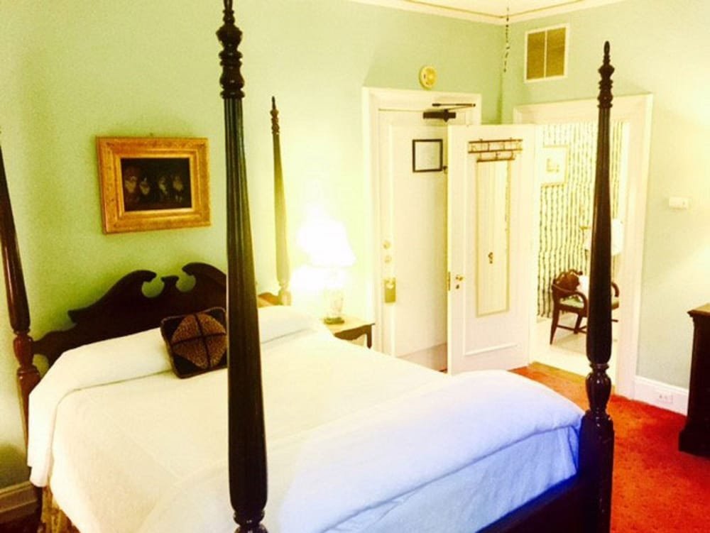 Фото Morehead Inn