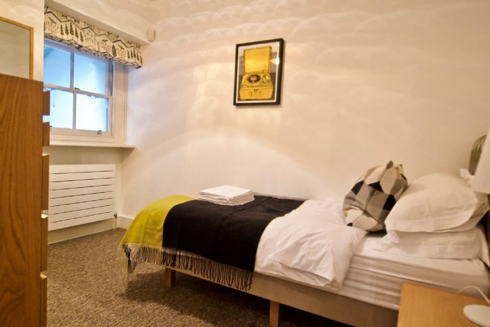 Фото Gower Street Apartments