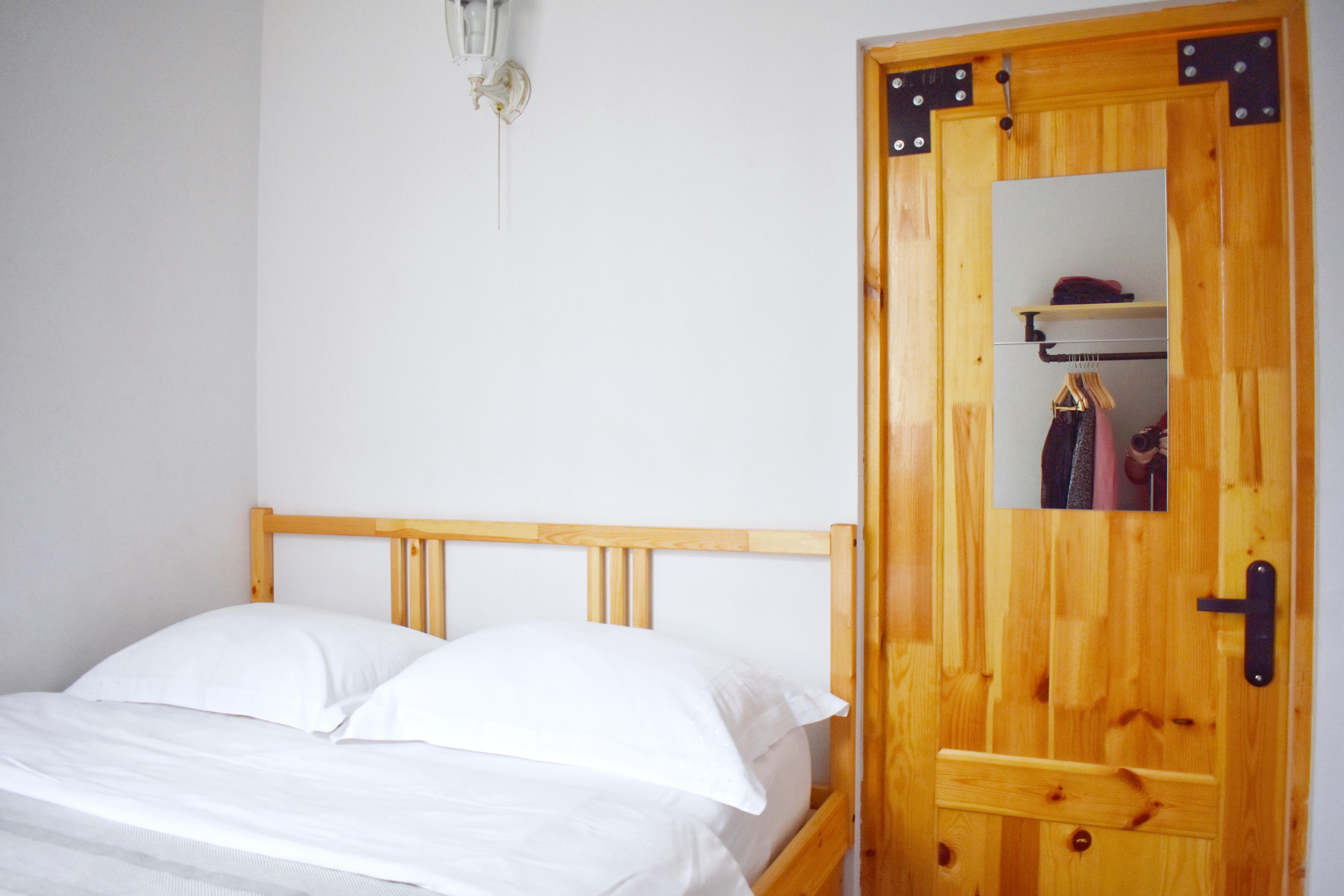 Фото BookCase Hotel&Hostel