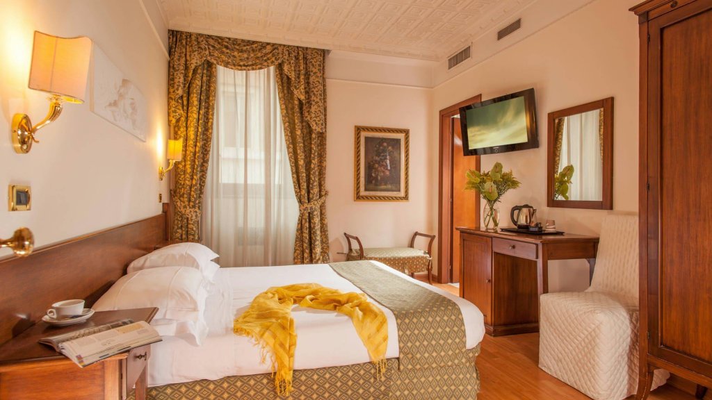 Фото Hotel Varese Roma