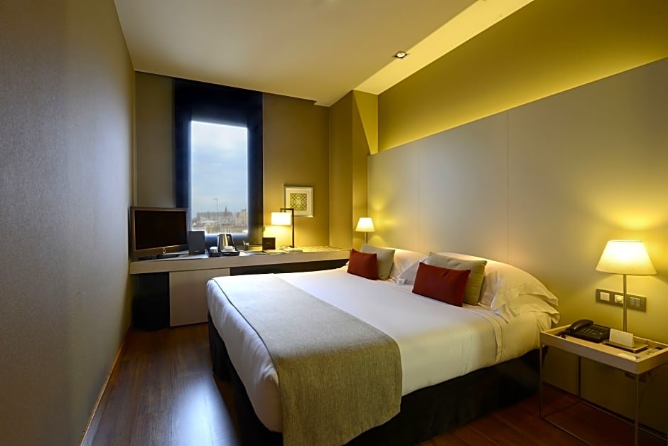 Фото Grand Hotel Central