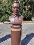 Бюст В.Д. Коннова (rabochiy posyolok Dergachi, ulitsa Maksima Gorkogo, 77), monument, memorial