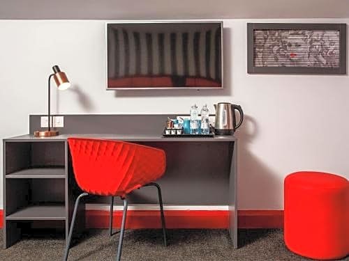 Фото Ibis Styles London Croydon