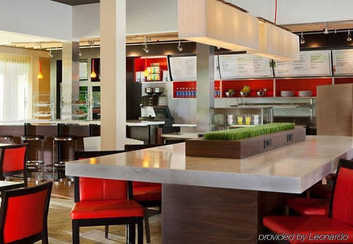Фото Courtyard by Marriott John Wayne Airport/Orange County
