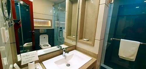 Фото Ktdc Tea County Munnar