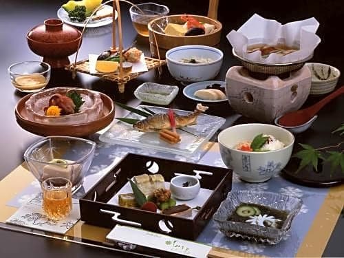 Фото Momijiya Honkan Takao Sansou