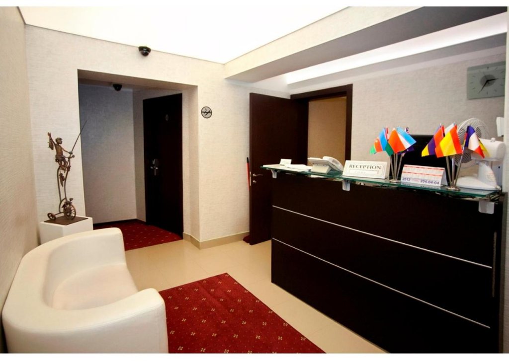 Фото Тихая площадь