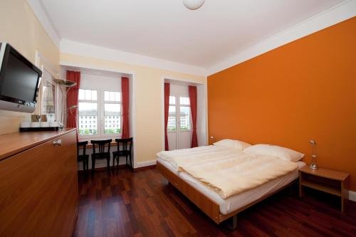 Фото Hotel Pickwick And Pub The Room with a View