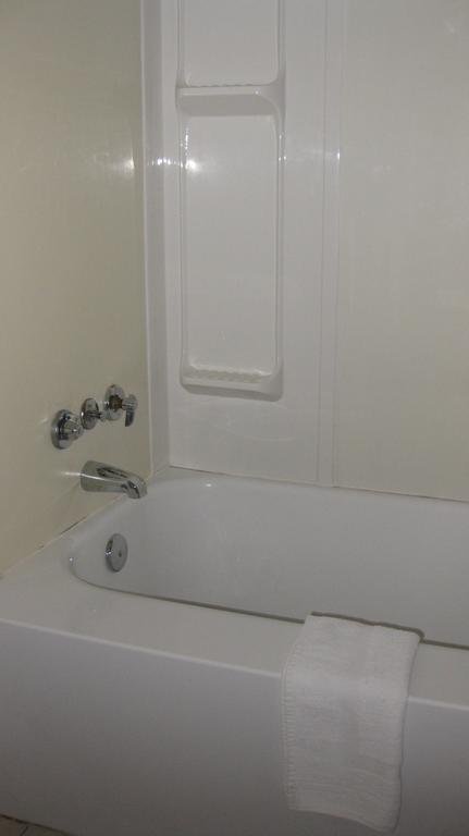 Фото Parkway Motel