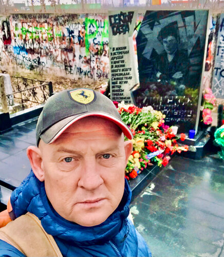 Ünlü kişilerin mezarları Musician Yuri Nikolaevich Klinskikh, Voronej, foto