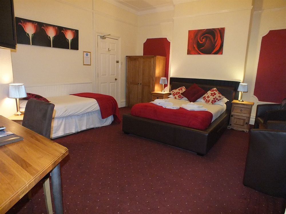 Фото Chester Court Hotel