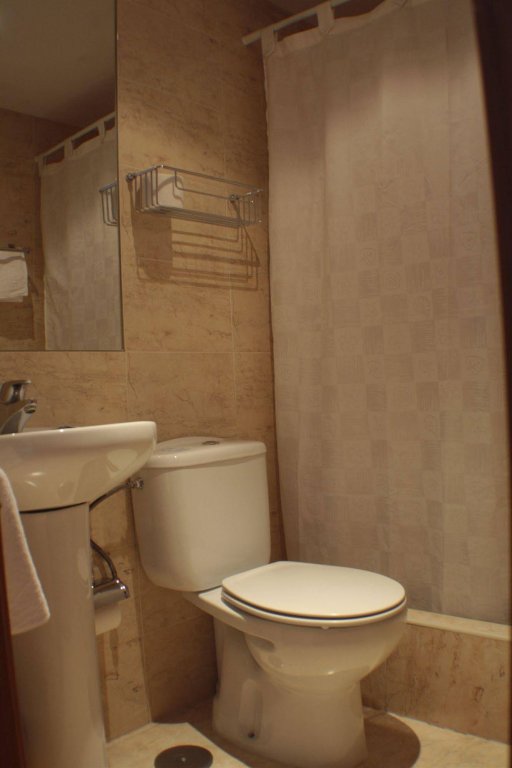 Фото Hostal Santa Cruz