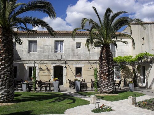 Гостиница Val Baussenc, The Originals Relais в Ниме